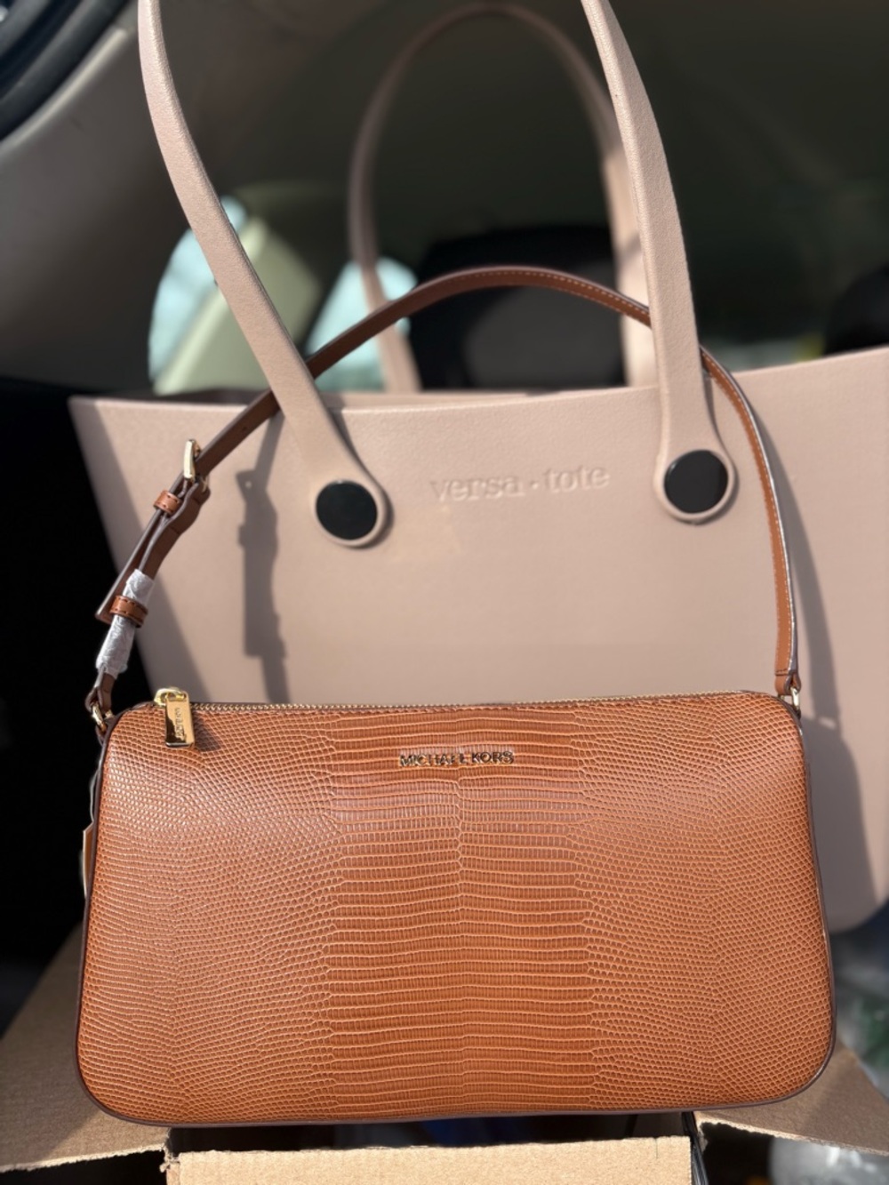 Michael Kors Tan Shoulder Bag - Picture 4 of 7